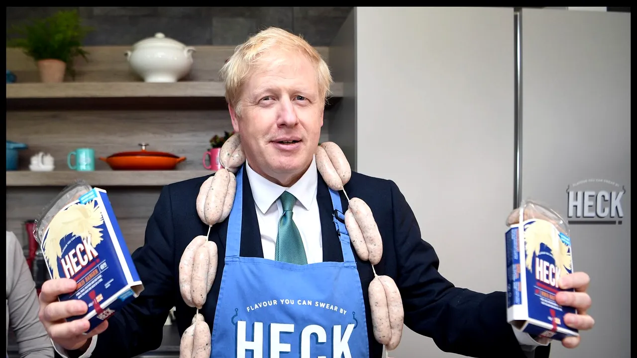 „Războiul cârnaților” dintre UE și Marea Britanie continuă. Boris Johnson amenință că nu va ține cont de interdicția privind importurile de carne