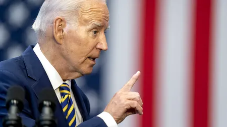 Adevărata poveste a RETRAGERII lui Joe Biden. Ultimele 24 de ore ale unui candidat epuizat. New York Times