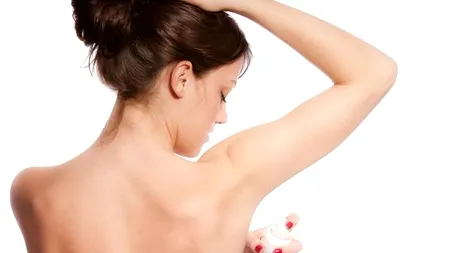 Ai rămas fără deodorant? Cu ce îl poți înlocui  