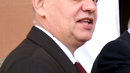 Decanul Facultății de Economie din Cluj s-a aruncat de la etajul imobilului în care locuia. Dumitru Matiș a mai avut două tentative de sinucidere