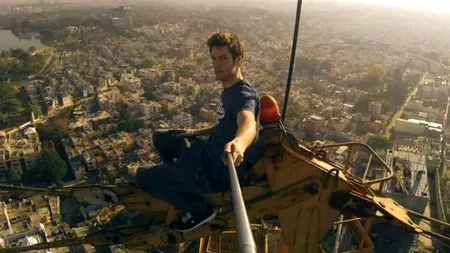 Ce mesaj le transmite guvernul rus tinerilor care își fac selfie-uri