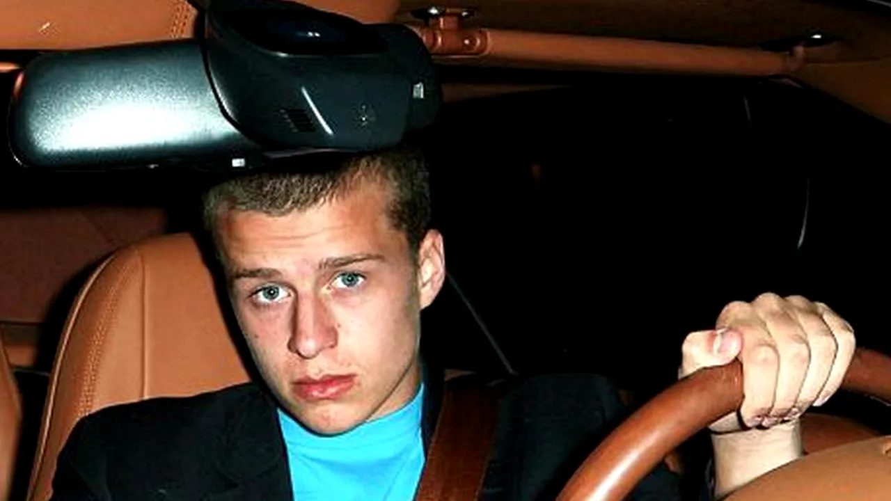 Fratele lui Paris Hilton, arestat după un incident petrecut într-un avion. „O să vă omor. Sunt proprietatea mea, sunt niște țărani