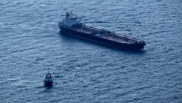 Motivul halucinant pentru care Iranul nu poate redeschide Strâmtoarea Ormuz