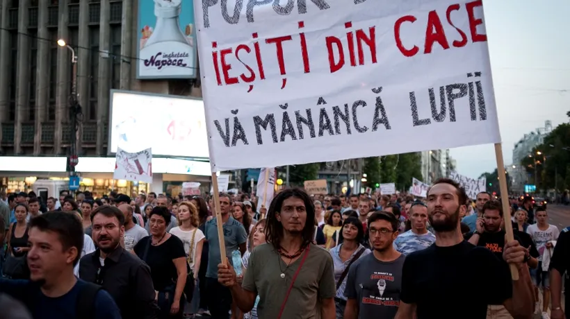 Statul de drept, suspendat 45 de zile. Protest în București și în marile orașe față de ORDONANȚA TRASEIȘTILOR