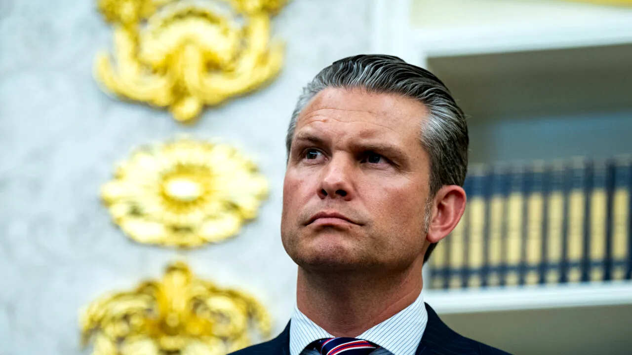 Anchetă în SUA. Șeful Pentagonului a pus armata americană în pericol folosind aplicația Signal