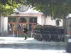 Moment istoric- Garda îi prezintă ultimul onor președintelui Ion Iliescu. Se înclină drapelul