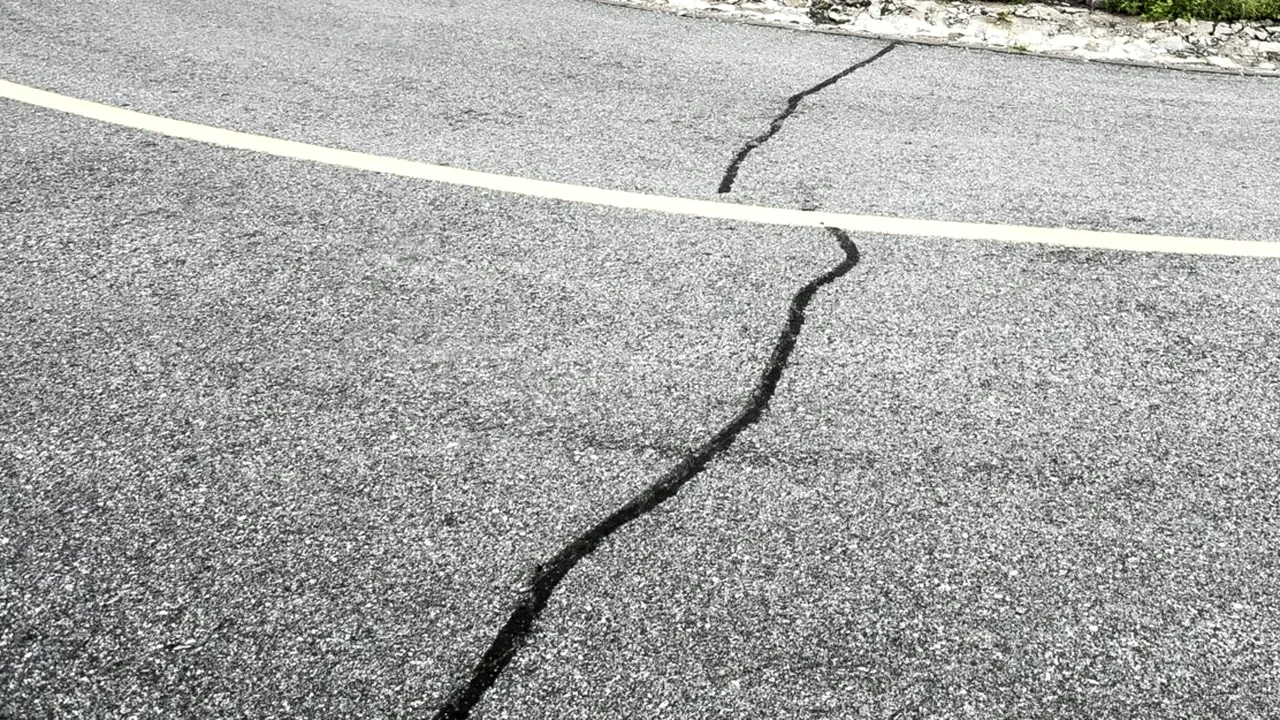 Cutremur în România, sâmbătă după-amiază. Ce magnitudine a avut și în ce zonă s-a simțit seismul