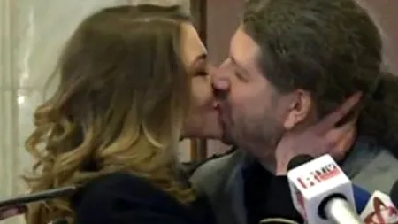 Înaintea unei dezbateri pentru drepturile LGBT, deputatul Cernea a ținut să facă un anunț. „De multe ori am fost întrebat ce orientare sexuală am