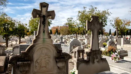 „Miss CIMITIR”, concursul prin care o Episcopie din România vrea să păstreze curățenia la morminte. Ce presupune