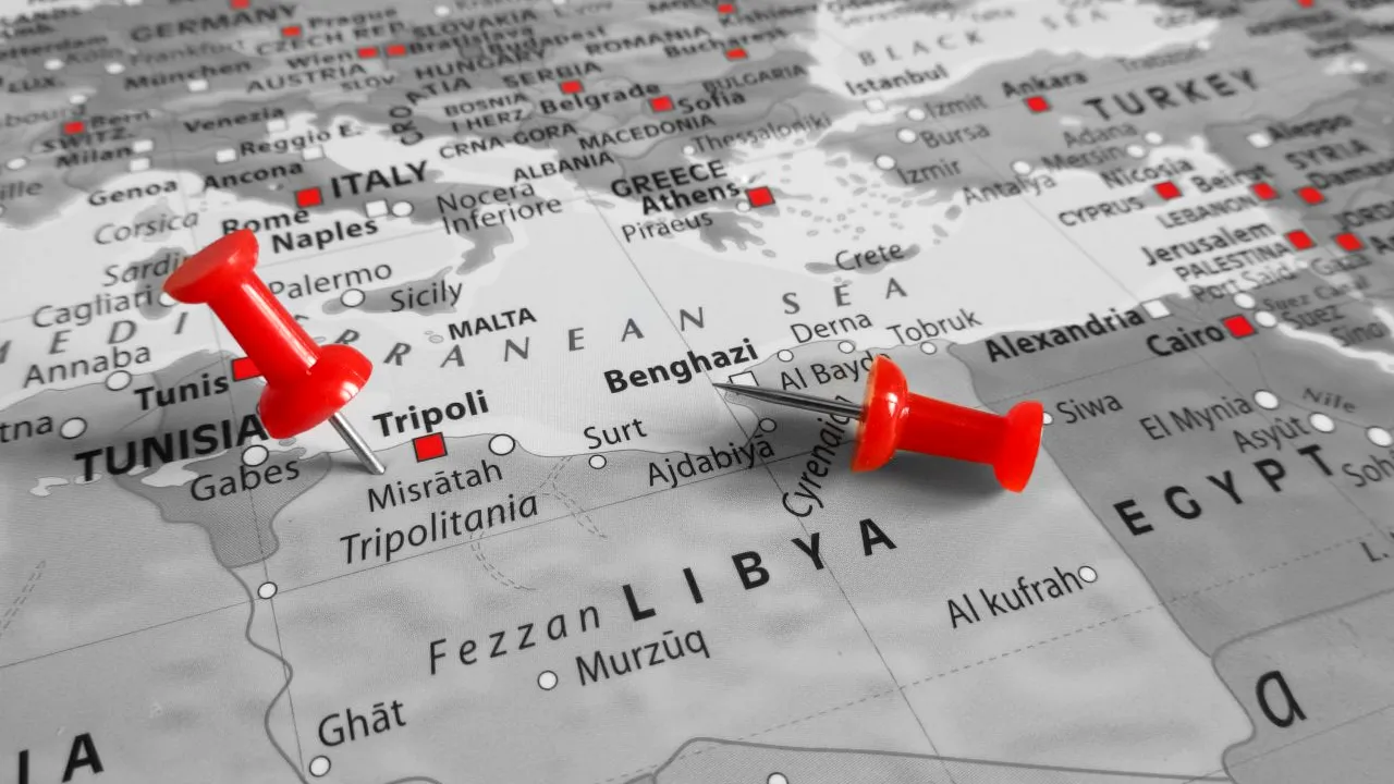 Tragedie. Aproximativ 60 de migranţi s-au înecat în largul Libiei