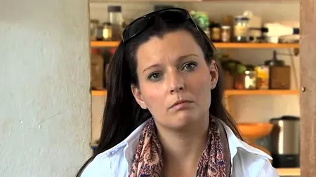 O prezentatoare Russia Today a recunoscut că A MINȚIT pentru Putin și a demisionat