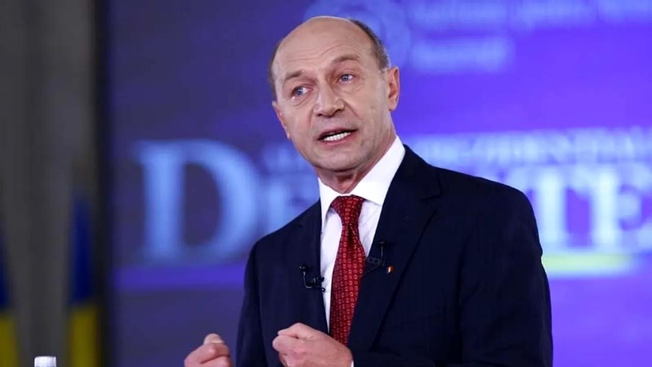 Băsescu: Intrarea în zona Euro ar duce la 