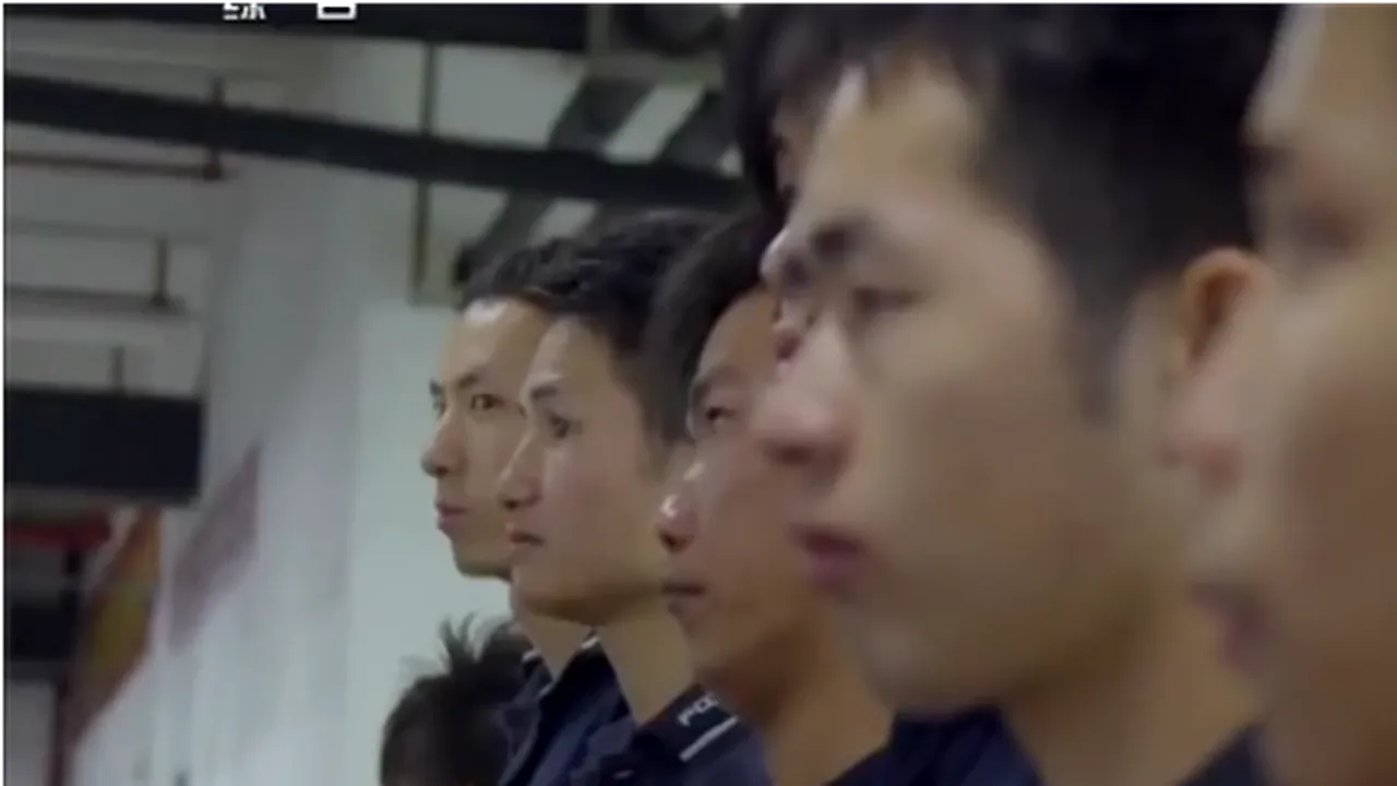 Trei bărbați bănuiți că ar fi RECRUTAT tinere pentru a se CĂSĂTORI cu cetățeni ASIATICI, arestați în urma unor percheziții