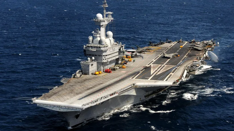 Imagini IMPRESIONANTE cu portavionul francez Charles de Gaulle care începe luni operațiunile împotriva grupării Stat Islamic