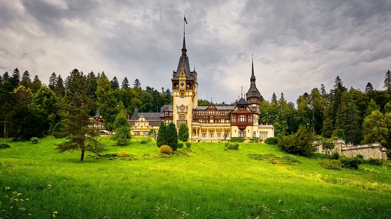 Experiența INEDITĂ a unui vlogger străin într-un taxi din Sinaia. Cât a costat cursa și ce a spus despre șofer