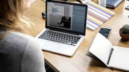 STUDIU. Topul site-urilor accesate de români. Care este cea mai frecventă activitate pe Internet