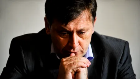 Crin scade în preferințele românilor într-un sondaj al lui Dâncu