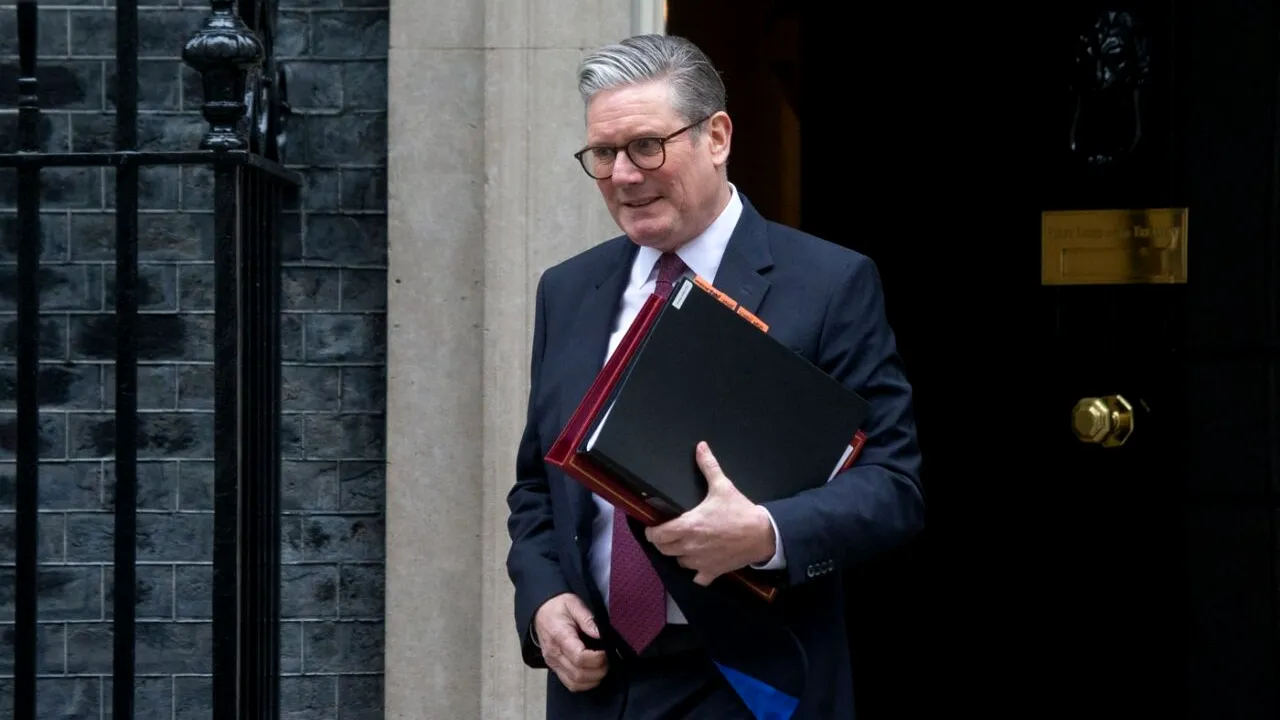 Keir Starmer: Marea Britanie susține aderarea Ucrainei la NATO, în pofida actualei poziții a SUA