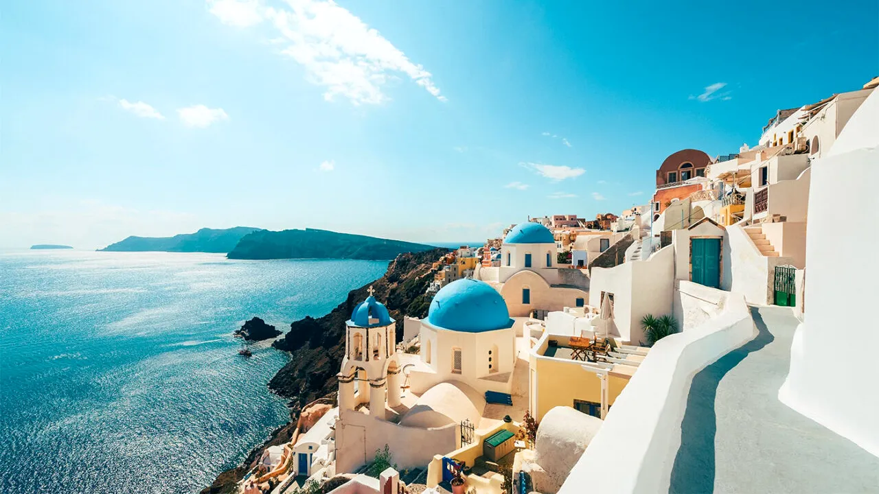 ATENȚIONARE de călătorie pentru Grecia: Cod roșu de caniculă şi risc crescut de incendii până pe 17 iulie