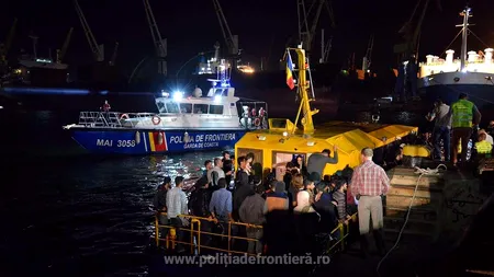 Navă cu 60 de imigranți la bord, descoperită de polițiștii de frontieră români în Marea Neagră
