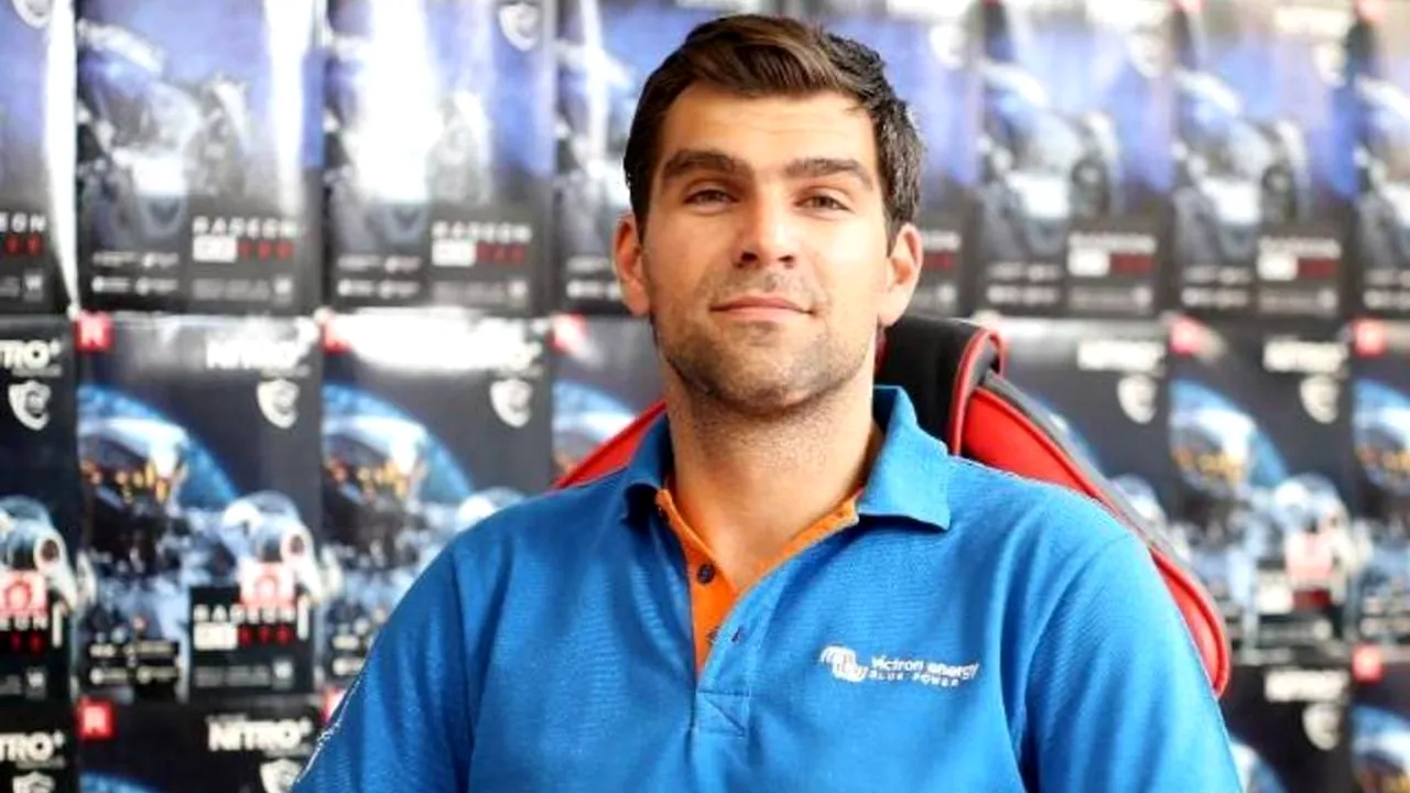 Compania românească CryptoDATA lansează în octombrie Tinker, un telefon destinat video conferinţelor şi pasionaţilor de jocuri – VIDEO