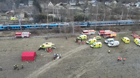 Accident feroviar grav în Cehia. Autoritățile vorbesc despre zeci de răniți