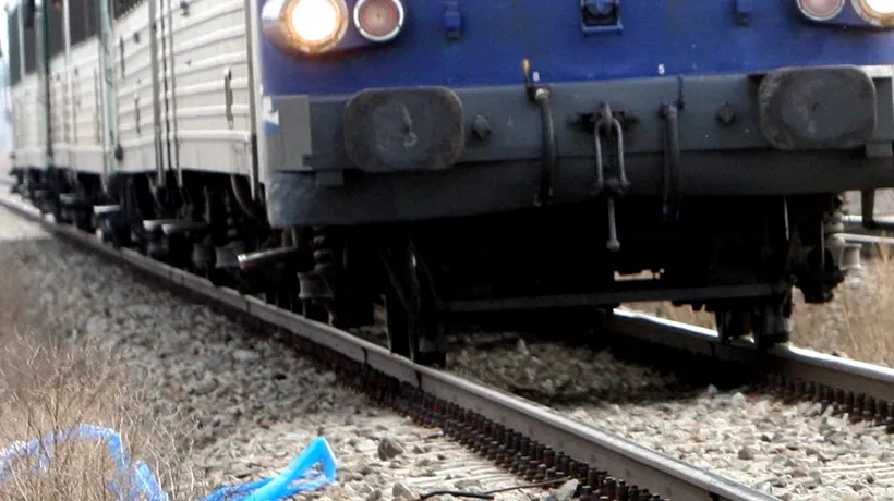 Un bărbat a murit după ce a căzut dintr-un tren care circula pe ruta Chitila-Săbăreni