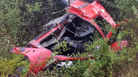 CARNAGIU în județul Cluj, după ce un șofer a intrat pe contrasens și S-A IZBIT de altă mașină. Trei persoane AU MURIT și două au fost rănite