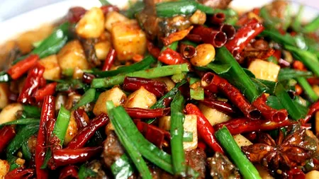 STUDIU. Explicația pentru care unii bărbați mănâncă mai condimentat decât alții 