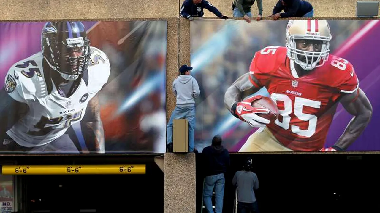 SUPER BOWL 2013, cel mai așteptat eveniment sportiv al anului în SUA. Premiere și recorduri la finala NFL din acest an