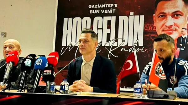 Mirel Rădoi, primele declarații după ce a SEMNAT cu Gaziantep: „Ei sunt o sursă de inspirație. Vreau să-mi scriu povestea aici”