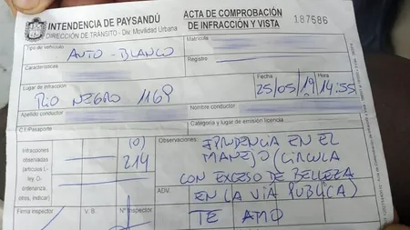 Polițistul Don Juan: A amendat o femeie pentru că era „prea frumoasă pentru un drum public