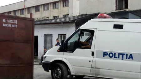 JUDECĂTOAREA Carmen Mladen, acuzată de șantaj și corupție sexuală, a fost REȚINUTĂ. Procurorii cer arestarea ei. DNA: a primit miercuri 5.000 de euro de la o persoană șantajată