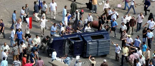 Poliția egipteană primește autorizația de a deschide focul asupra manifestanților violenți