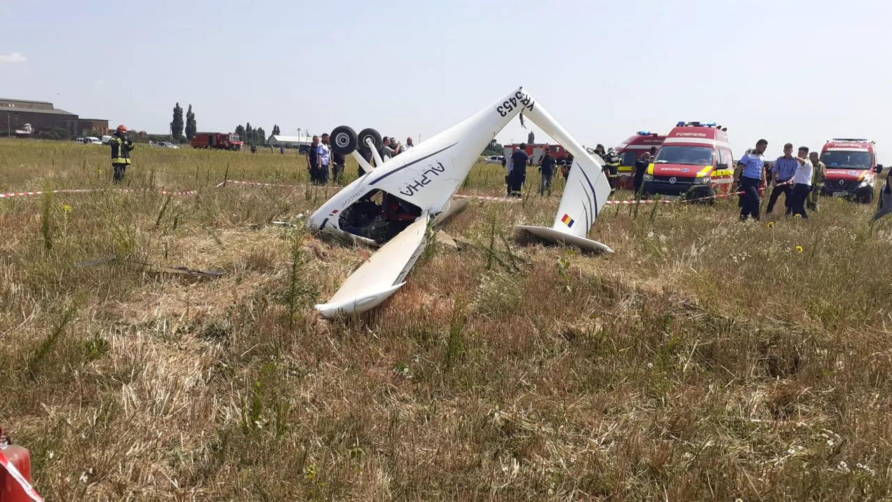 Omul de afaceri implicat în accidentul aviatic de marți și pasagerul din avion, internați la Terapie Intensivă. „Nu sunt nici foarte grav, dar nici bine nu sunt”