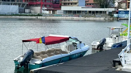 Cât costă o plimbare cu vaporașul pe Lacul Costinești spre epavă, în minivacanța de 1 Mai