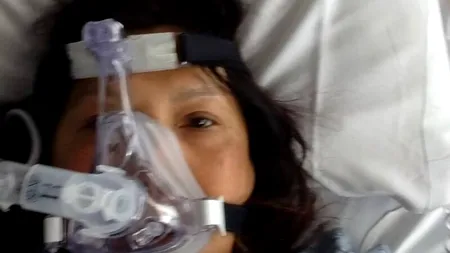 O antivaccinistă a murit după ce s-a infectat cu Covid-19. Femeia susținea că doar „idioții” mor din cauza virusului