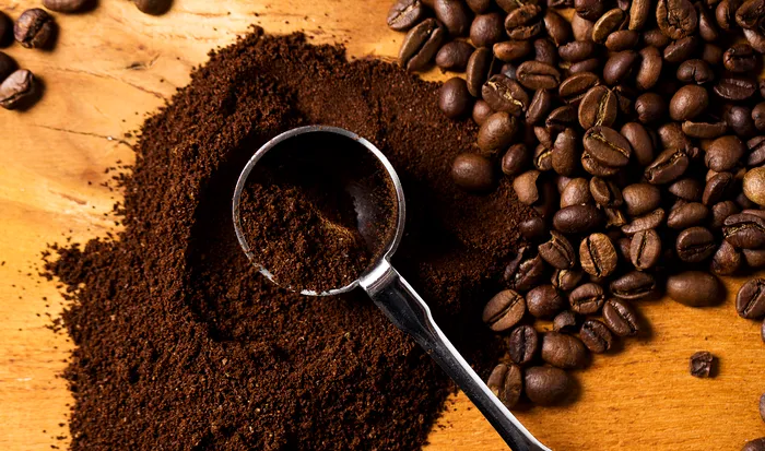 Cum păstrezi cafeaua proaspătă și aromată. În ce tip de recipient se depozitează