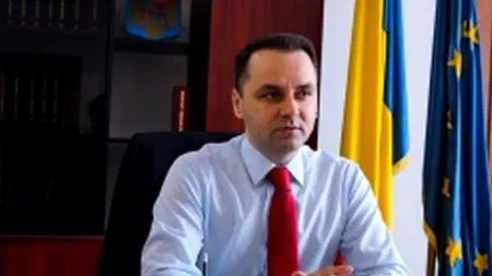 Senatorul dus cu ambulanța în Parlament pentru a vota moțiunea de cenzură a fost externat