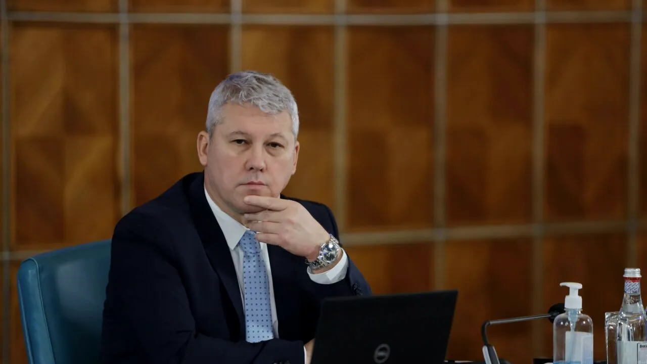 Ministrul Cătălin Predoiu despre prioritatea în drepturi, în OUG 84/2024: E ca la semafor. Dai unuia verde, altul stă pe roșu