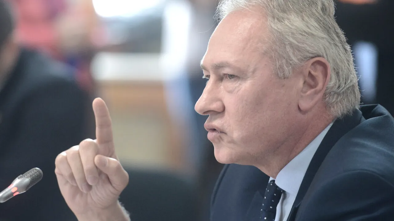 Șeful ANAF „pune tunurile” pe OMV Petrom pentru taxa de solidaritate: „Vă garantez că nu vor putea scăpa de atenţia noastră şi vom face toate demersurile pentru a recupera aceşti bani”