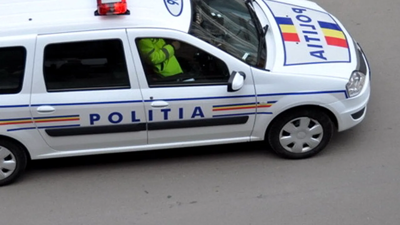 Doi polițiști ai Serviciului Rutier, cercetați de procurori pentru că ar fi bătut un șofer