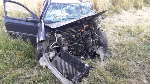 Şapte oameni au fost grav răniţi într-un accident rutier în județul Hunedoara. Autoritățile au activat planul roșu de intervenție