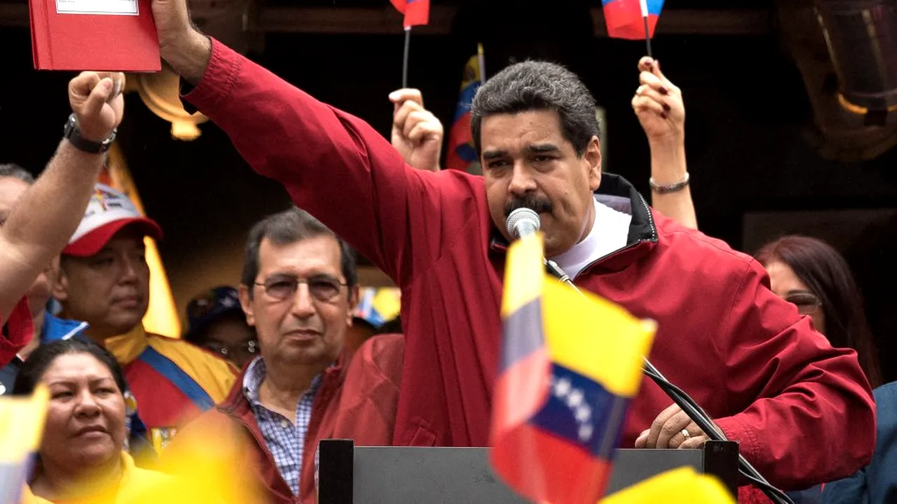 Nicolas Maduro, ironic în timpul unei ședințe: „E o idee bună să cumpărăm rachete iraniene”