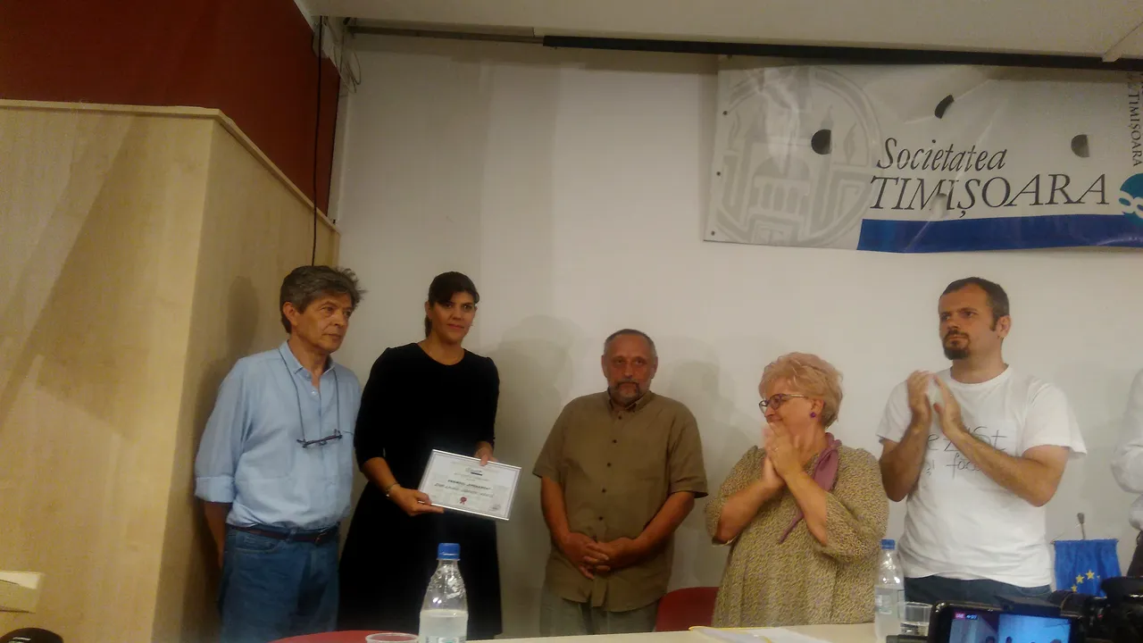 Laura Codruța Kovesi a ridicat premiul „Speranța