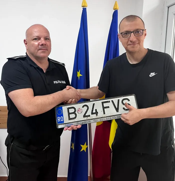 Zeci de șoferi și-au pierdut plăcuțele de înmatriculare din cauza ploilor torențiale / Sursa foto: Primăria Sector 6