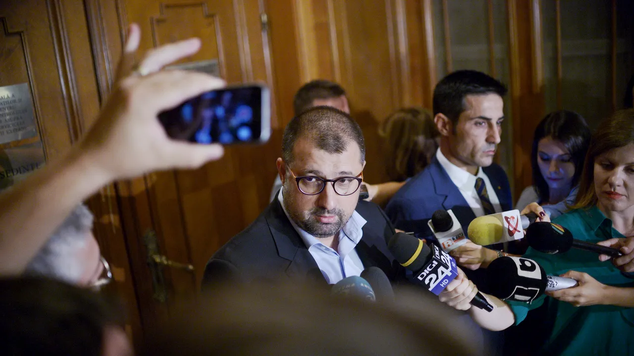 Dosarul BLACK CUBE, un etalon al STATULUI PARALEL. Daniel Dragomir, MESAJ CRIPTAT la o zi după revocarea lui Kovesi: HORO-GLADIATORUL e OK?