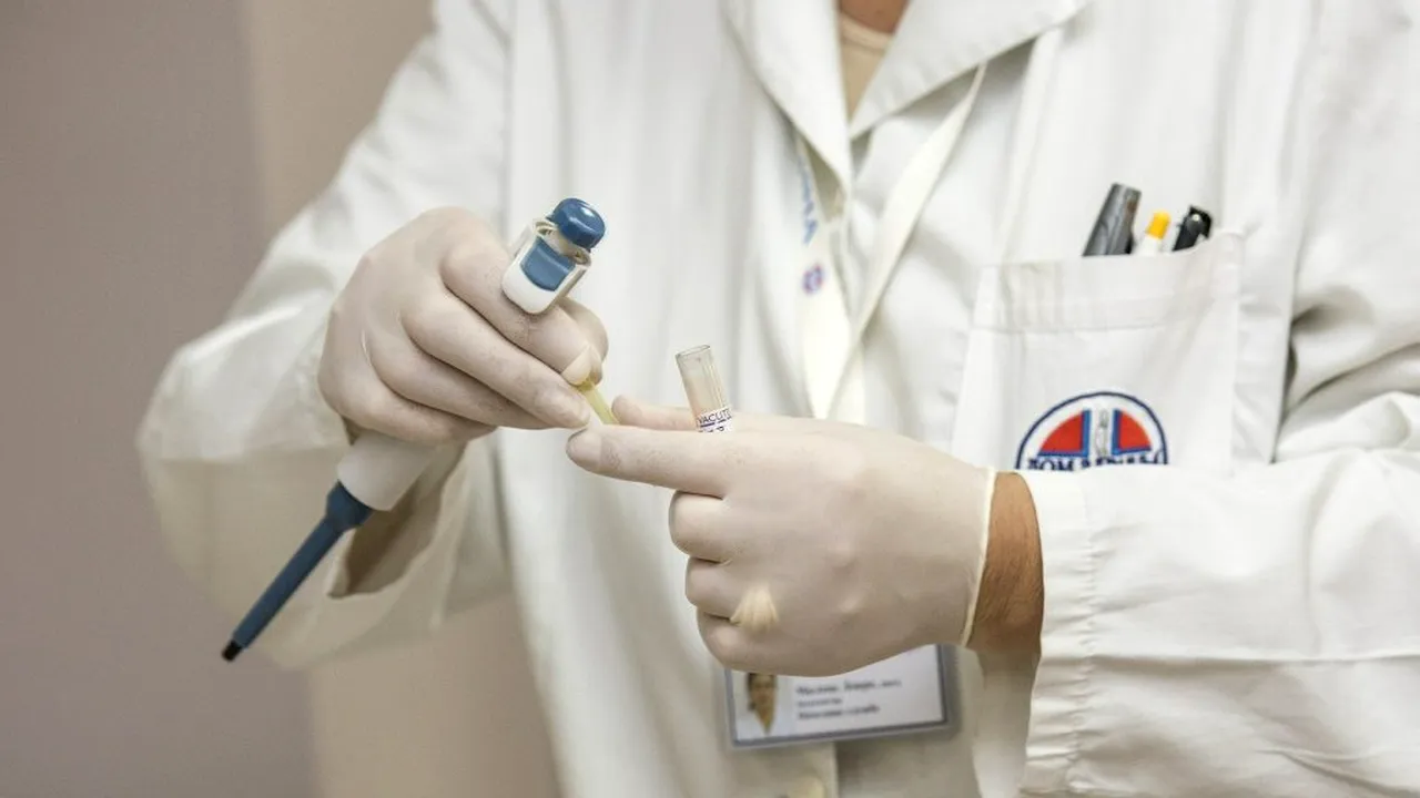 DEMISII la Spitalul Județean Deva, singura unitate medicală din județ în care sunt tratați bolnavii de COVID-19
