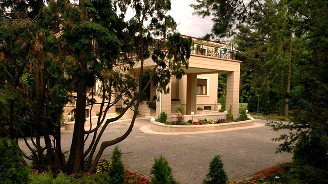Președintele Iohannis recunoaște că a cerut să se facă lucrări la Vila Lac 3