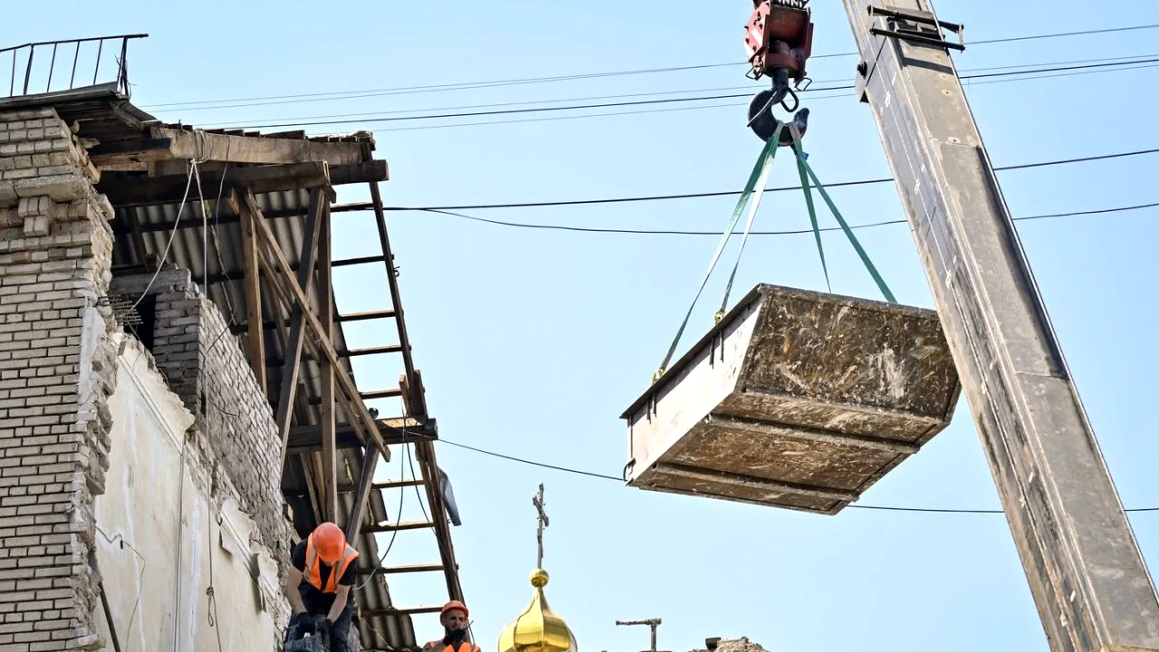 Banca Mondială: Costul estimat pentru reconstrucția Ucrainei a crescut la 500 de MILIARDE de euro